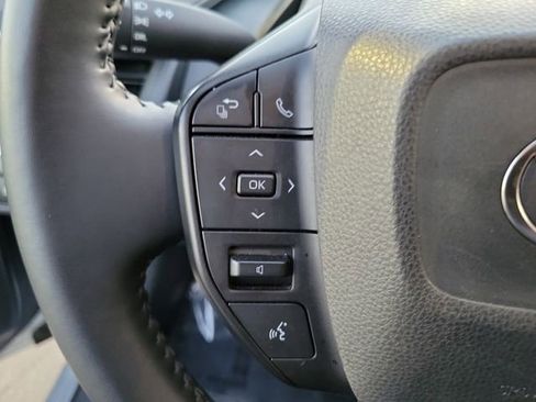 Used 2024 Toyota Prius Limited image 5