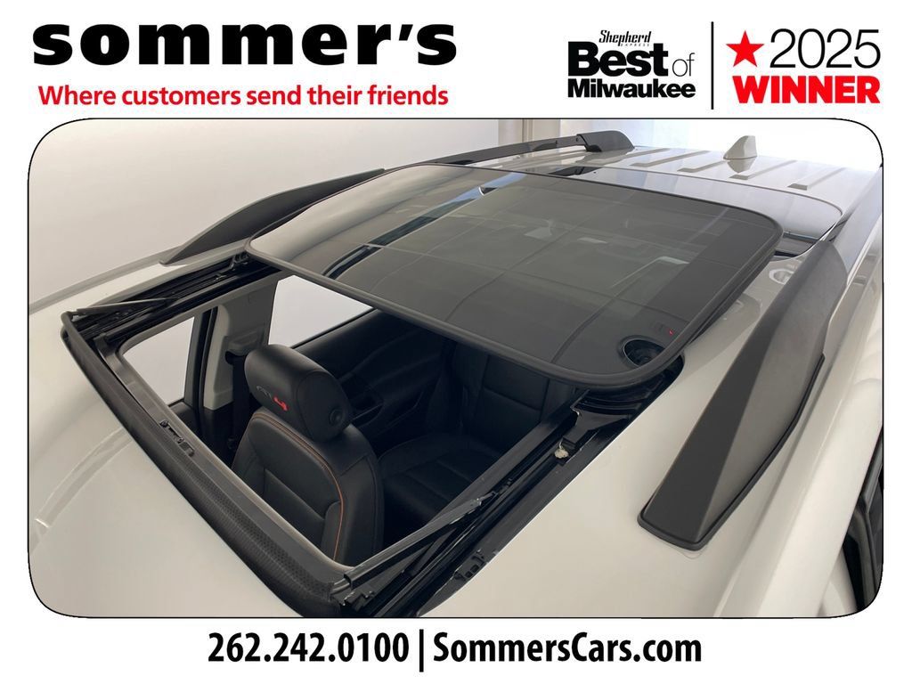 Used 2023 GMC Acadia AT4 w/ Technology Package AWD/4WD image 19