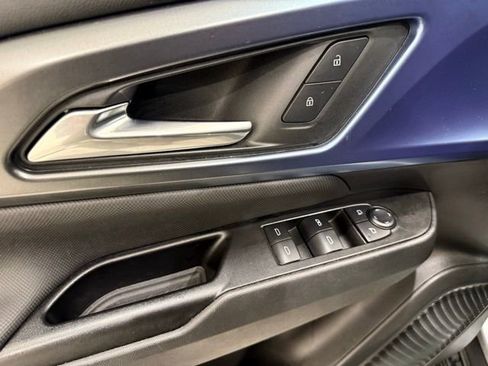 New 2026 Chevrolet Equinox EV LT image 10