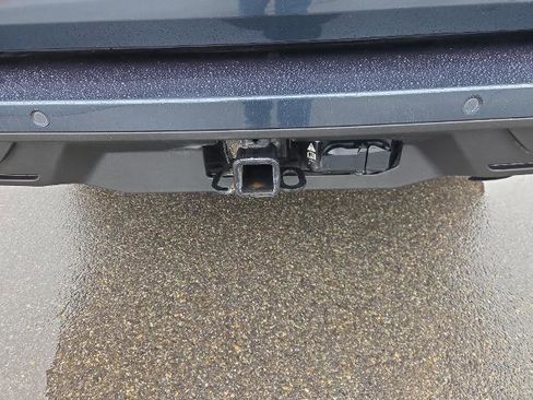 Certified 2025 Ford Expedition Active image 12