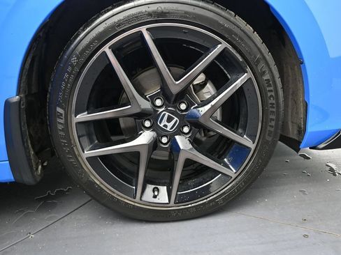 Used 2022 Honda Civic Sport Touring image 6