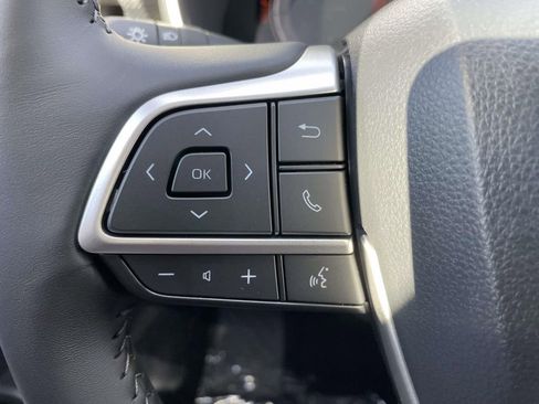 New 2026 Toyota Highlander XSE image 33