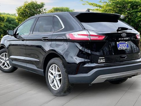 Certified 2022 Ford Edge SEL w/ Convenience Package AWD/4WD image 2