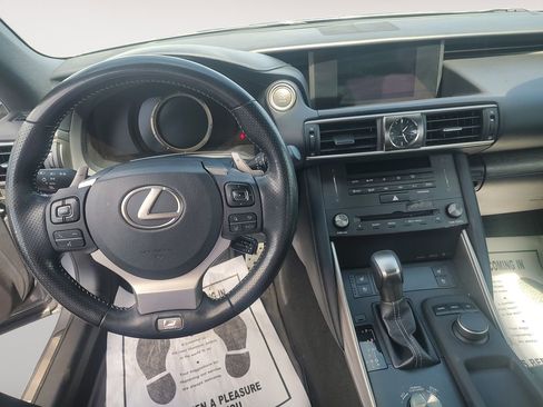Used 2020 Lexus IS 350 F Sport w/ F Sport Package RWD image 10