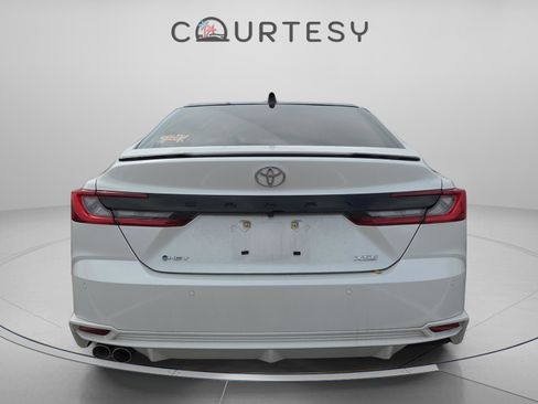 Used 2025 Toyota Camry XSE w/ Premium Plus Package image 5