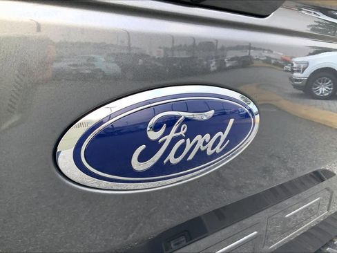 Used 2019 Ford F150 Lariat w/ Equipment Group 502A Luxury image 29