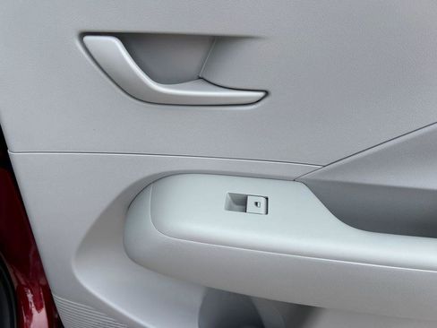 New 2026 Hyundai Kona SE image 26