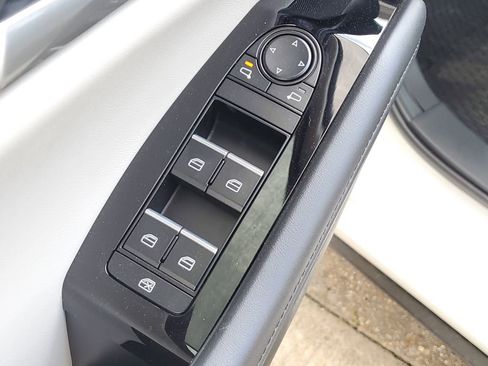 New 2026 MAZDA MAZDA3 2.5 S Sedan w/ Preferred Pkg FWD image 19