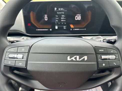 New 2026 Kia K4 FWD image 24