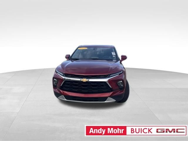 Used 2025 Chevrolet Blazer LT FWD image 24