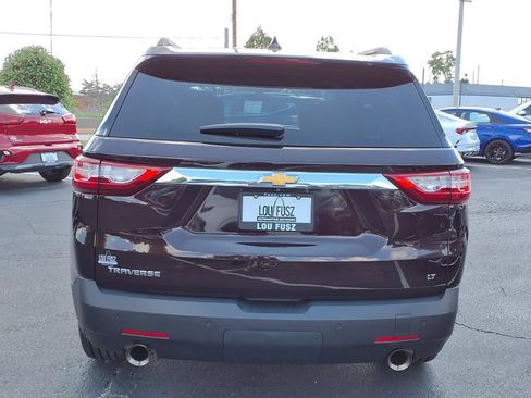 Used 2021 Chevrolet Traverse LT FWD image 21