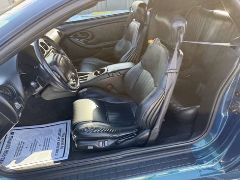 Used 2001 Pontiac Firebird Trans Am RWD image 12