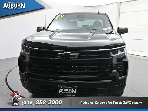Used 2023 Chevrolet Silverado 1500 RST AWD/4WD image 3