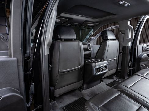 Used 2020 Chevrolet Silverado 2500 LTZ w/ LTZ Premium Package image 30