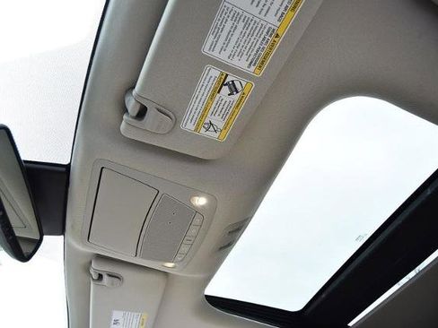 Certified 2022 Nissan Murano SL w/ SL Moonroof Package image 26