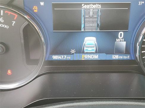 Used 2022 Ford Expedition Limited image 16