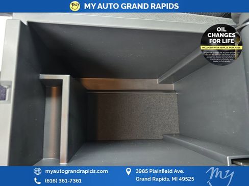 Used 2026 Nissan Pathfinder SV AWD/4WD image 28