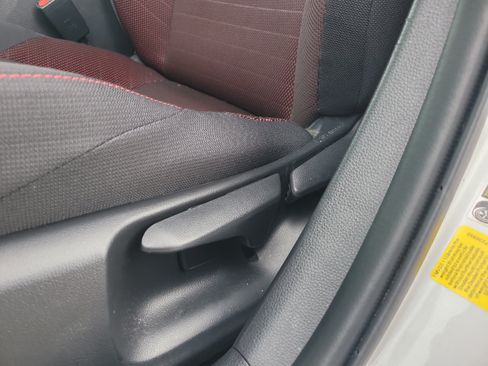 Used 2025 Toyota Corolla SE FWD image 17