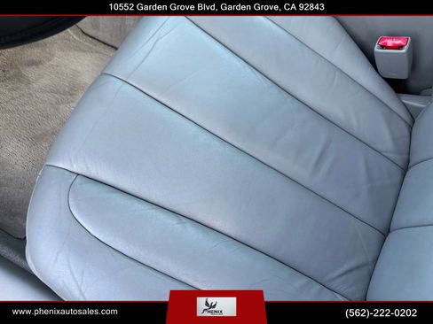 Used 2001 Toyota Avalon XL image 19