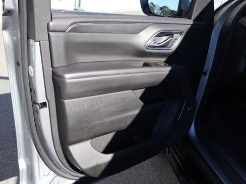 Certified 2024 Chevrolet Tahoe RST w/ Luxury Package image 17