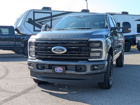 New 2026 Ford F250 Platinum w/ FX4 Off-Road Package image 8