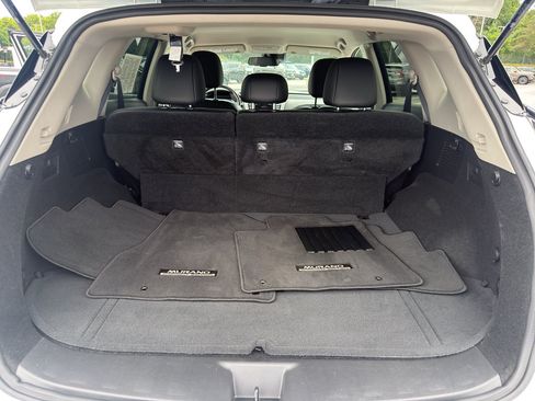 Certified 2023 Nissan Murano SV w/ SV Midnight Edition Package AWD/4WD image 35