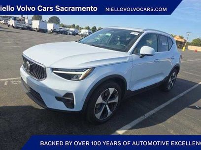 Used 2025 Volvo XC40 B5 Plus