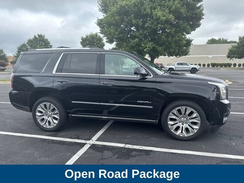Used 2020 GMC Yukon Denali w/ Denali Ultimate Package AWD/4WD image 5