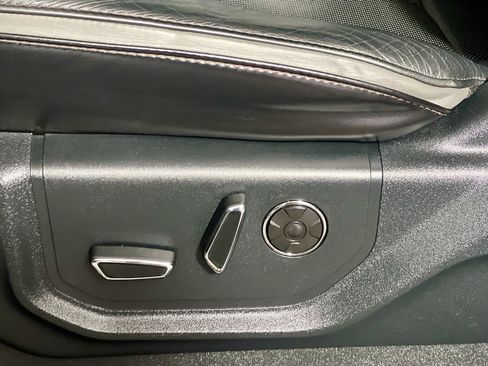 Used 2019 Ford F450 Platinum w/ Platinum Ultimate Package image 15