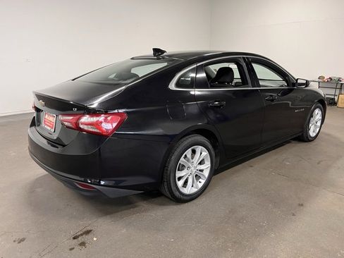 Used 2022 Chevrolet Malibu LT image 3