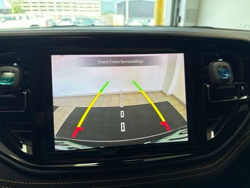 Used 2023 Dodge Durango R/T w/ Hemi Orange Plus Package RWD image 22
