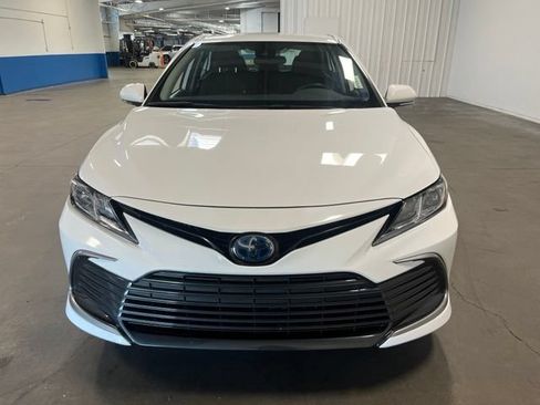 Used 2022 Toyota Camry LE w/ Cold Weather Package FWD image 8