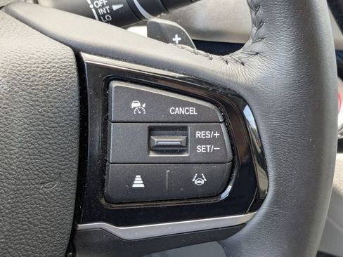 Used 2025 Honda Odyssey Touring image 39