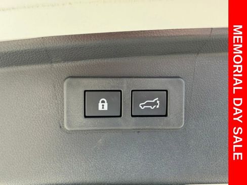 Used 2025 Subaru Outback Onyx Edition w/ Popular Package #2 AWD/4WD image 8