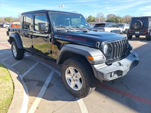 Used 2020 Jeep Gladiator Sport w/ Quick Order Package 24S image 8