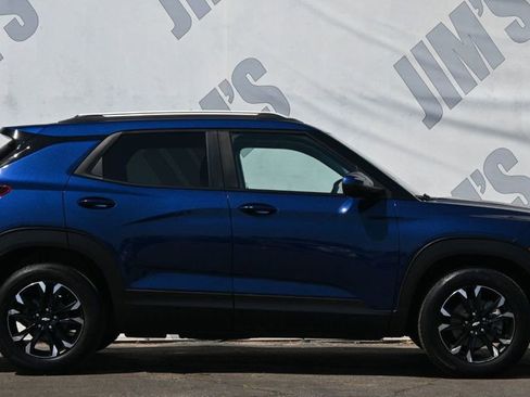 Used 2022 Chevrolet TrailBlazer LT w/ Convenience Package image 4