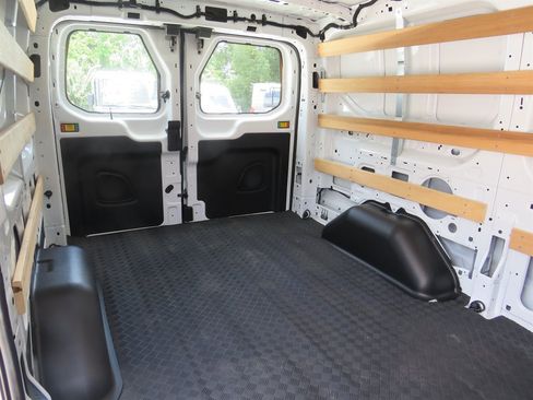 Used 2025 Ford Transit 250 Low Roof w/ Exterior Upgrade Package RWD image 18