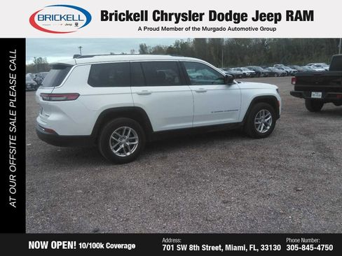 Used 2023 Jeep Grand Cherokee L Laredo image 3