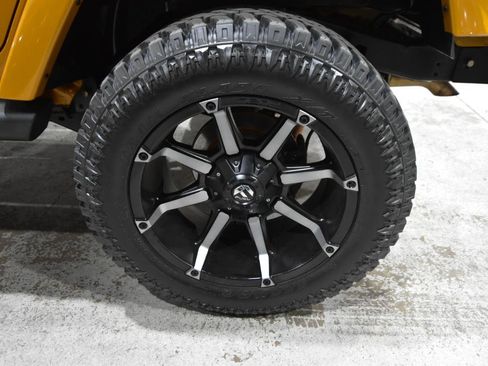 Used 2014 Jeep Wrangler Unlimited Sahara AWD/4WD image 51