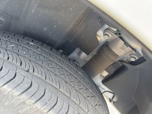 Used 2024 Ford Maverick XLT image 9