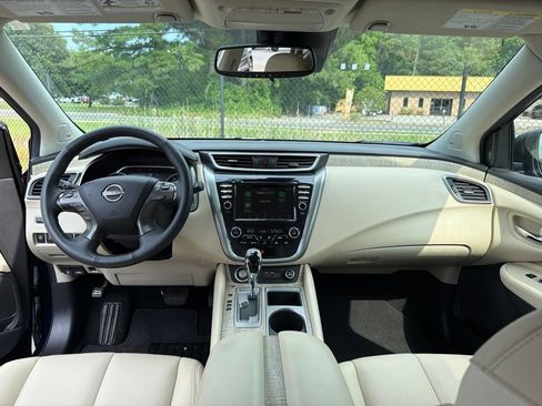Certified 2023 Nissan Murano SL w/ SL Moonroof Package FWD image 8