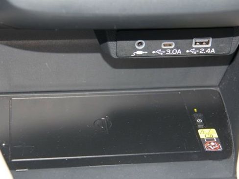 Used 2025 Subaru Forester Limited AWD/4WD image 27