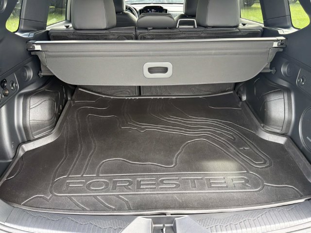 Used 2025 Subaru Forester Touring AWD/4WD image 26