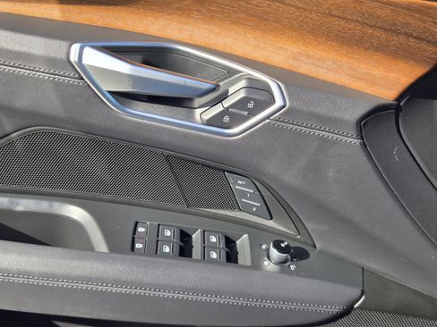 Used 2022 Audi e-tron GT Premium Plus image 20