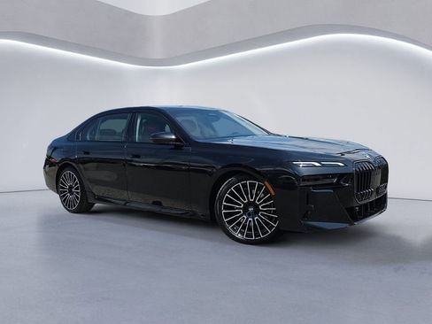 New 2026 BMW 740i xDrive AWD/4WD image 1