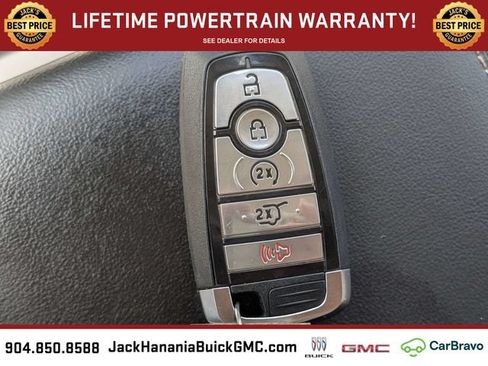 Used 2024 Ford Explorer Limited w/ Limited Technology Package AWD/4WD image 35