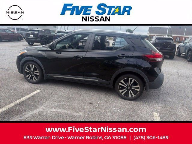 Used 2020 Nissan Kicks SR FWD image 19