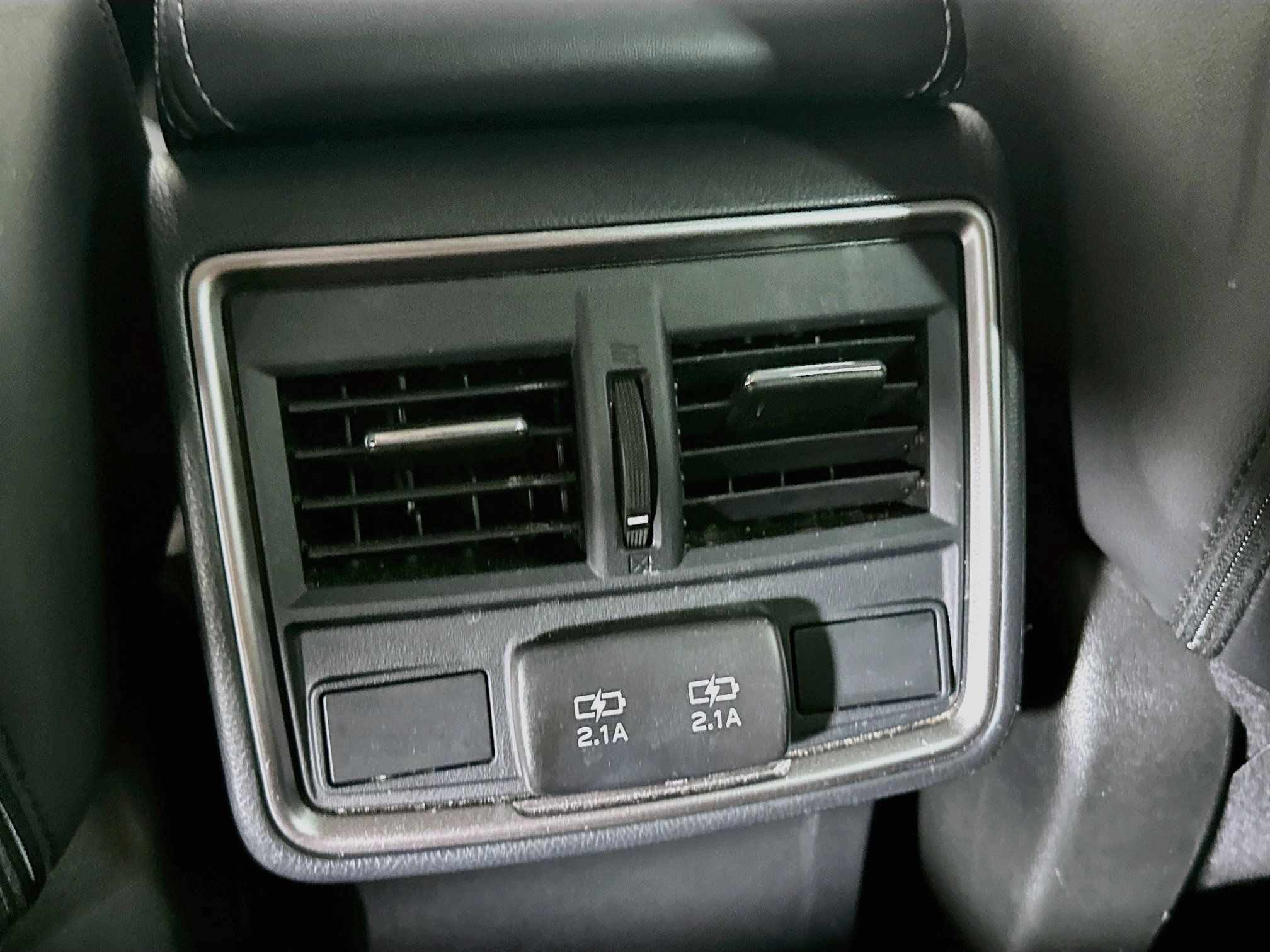 Used 2023 Subaru Forester Limited AWD/4WD image 27