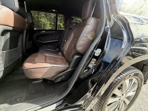 Used 2014 Mercedes-Benz GL 450 4MATIC image 23