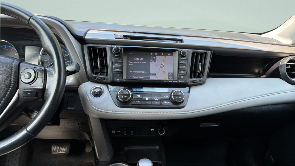 Used 2018 Toyota RAV4 Limited w/ Advanced Technology Package AWD/4WD image 12